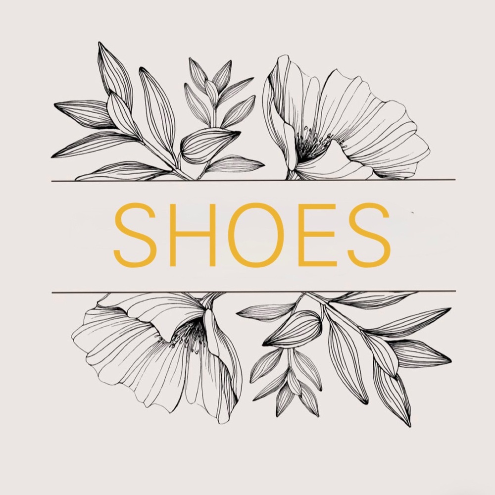 WOMEN’S SHOES